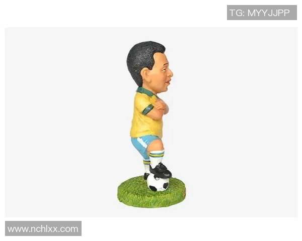 儿童版足球明星头像创意设计，打造小朋友心中的足球偶像形象